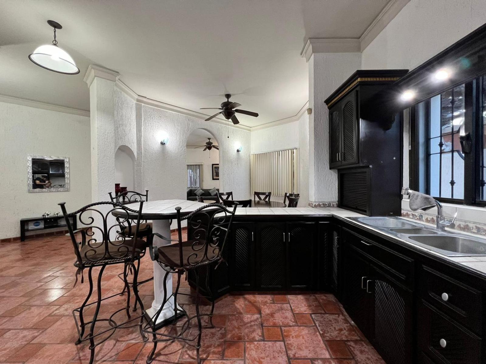 Casa Sonora Cheerful 3Br Home Close To Dtwn With Small Pool لاباز المظهر الخارجي الصورة